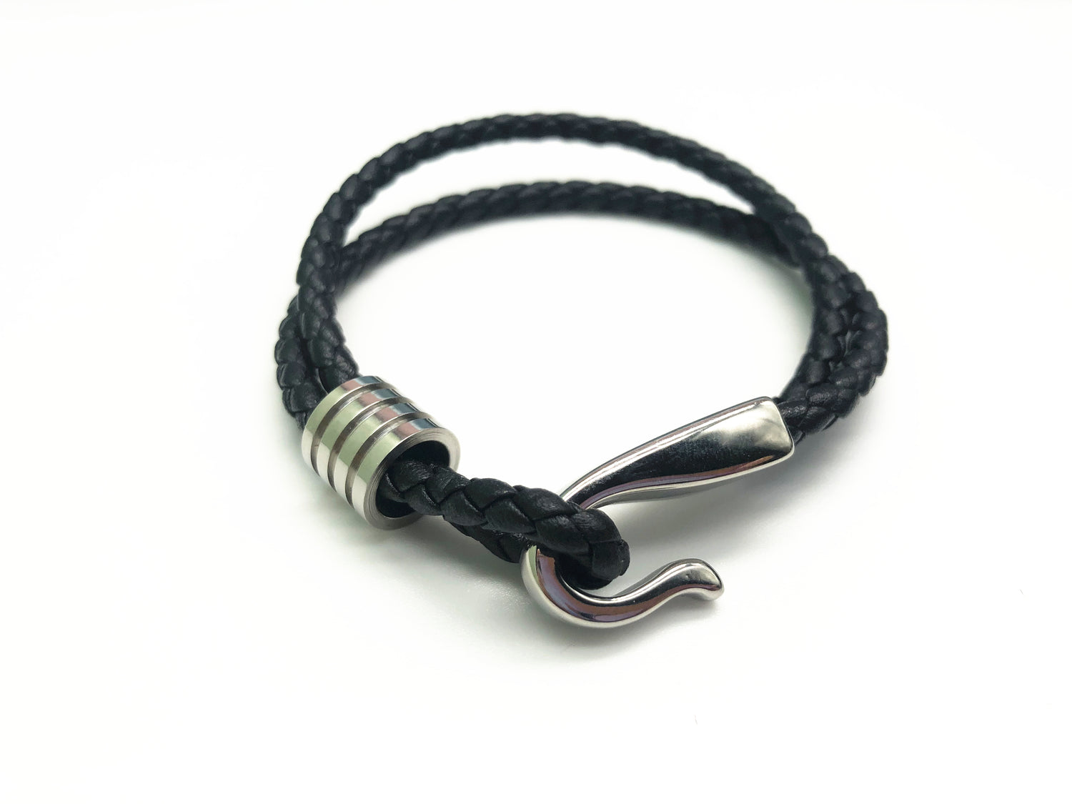 Men's leather bracelet