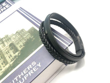 Load image into Gallery viewer, Men&#39;s leather bracelet
