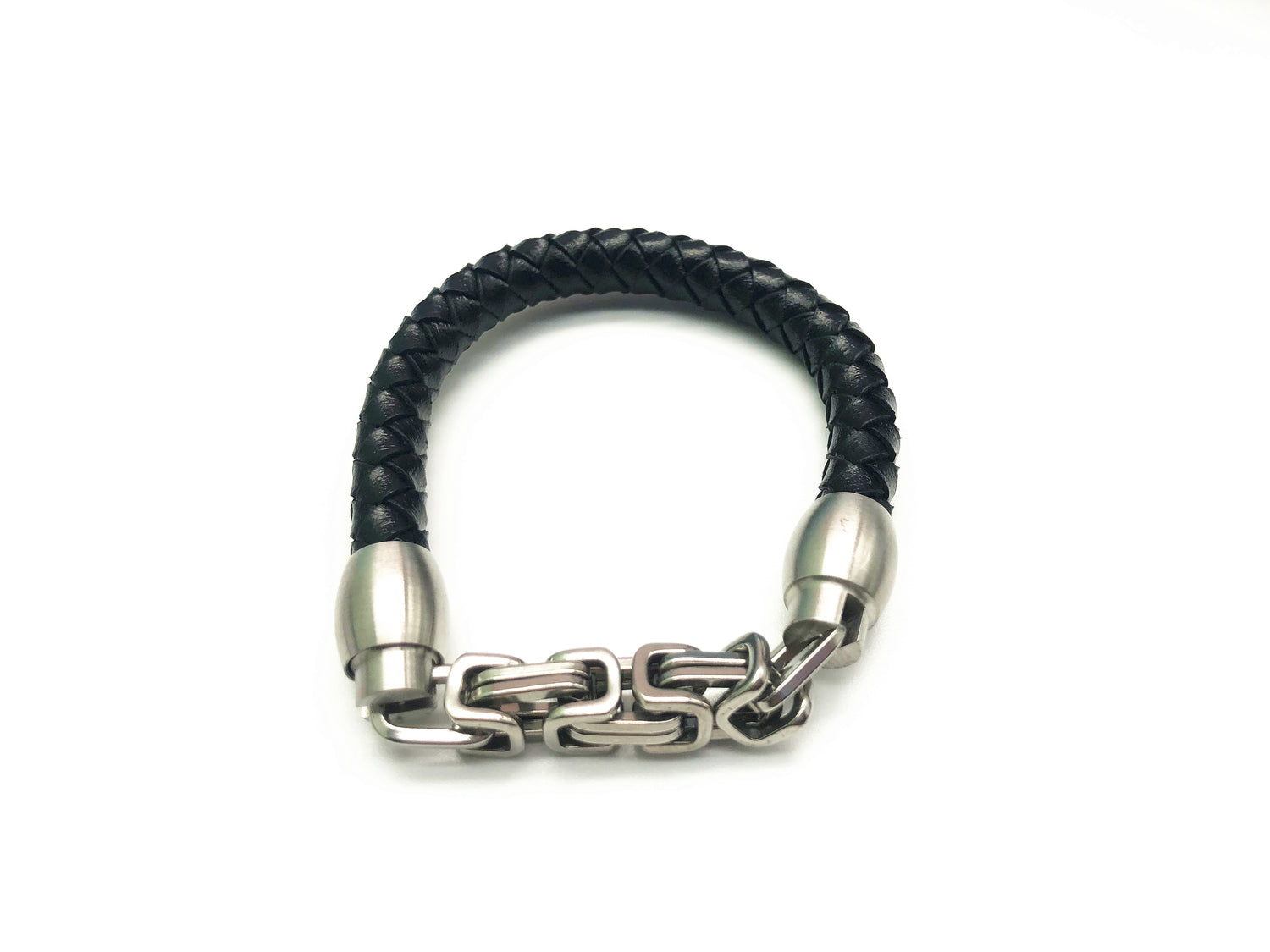 Men's leather bracelet
