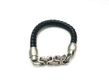 Charger l&#39;image dans la galerie, Men&#39;s leather bracelet
